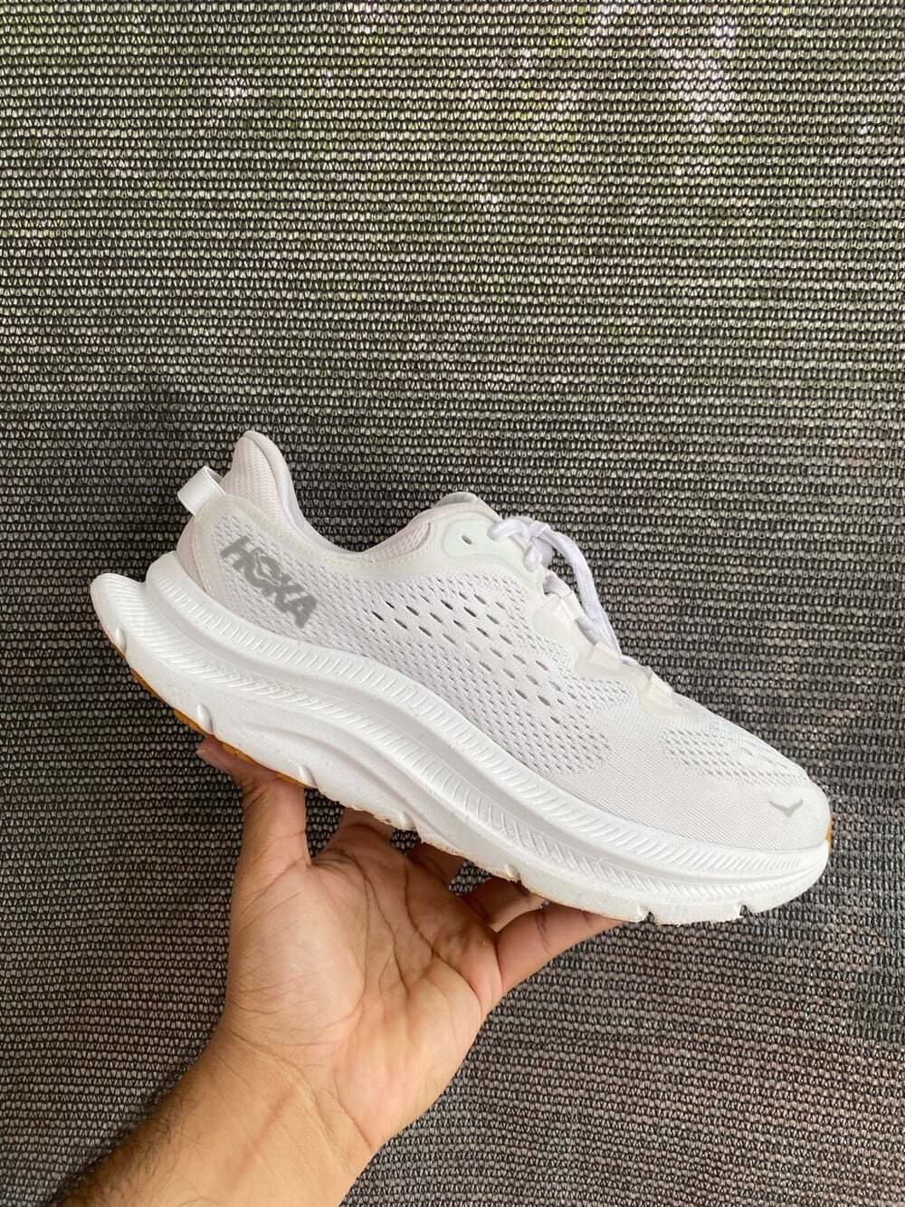 Hoka One  Kawana 2 'White Nimbus